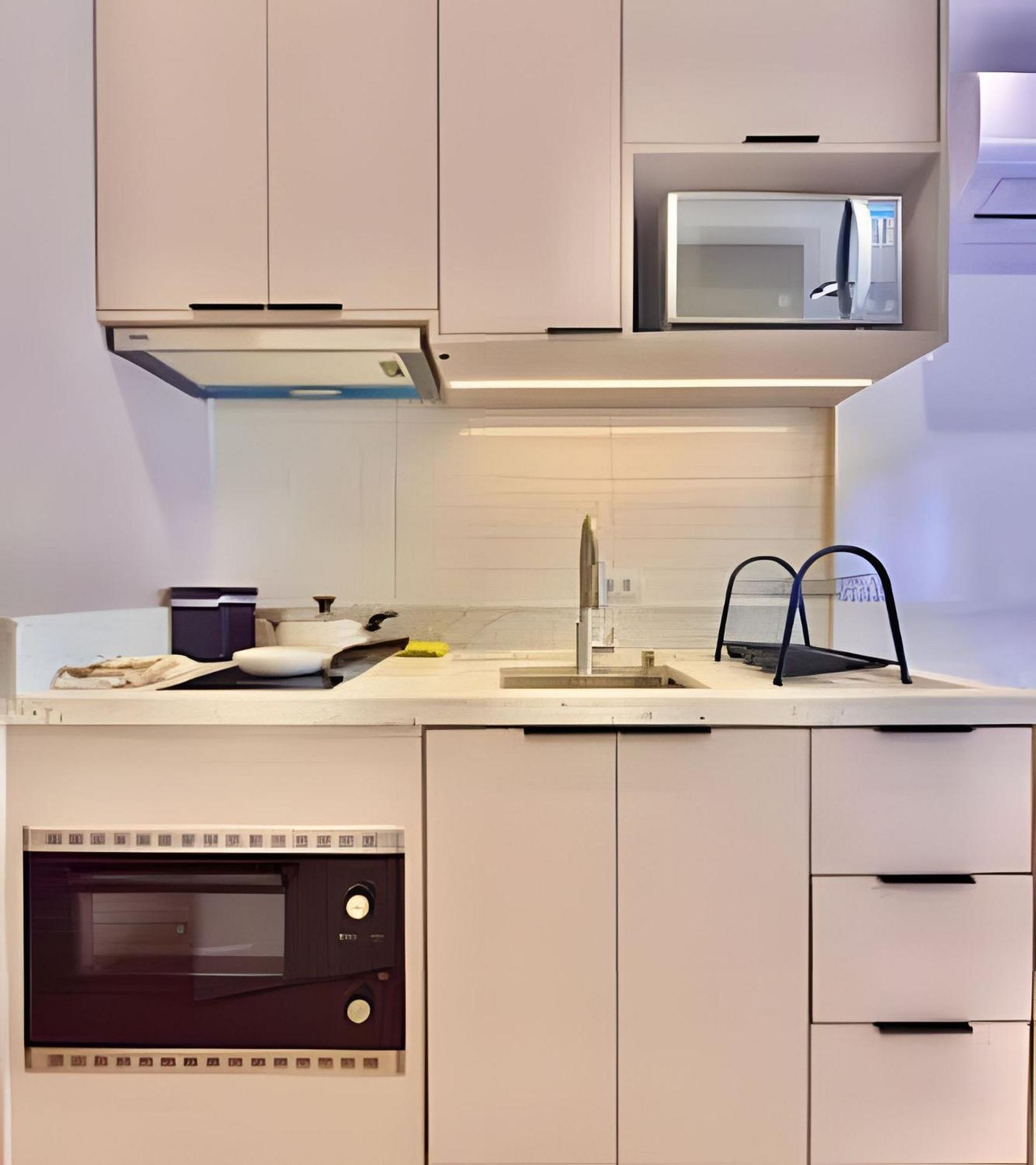 Apartamento Impecavel No Batel C/ar E Tv Smart