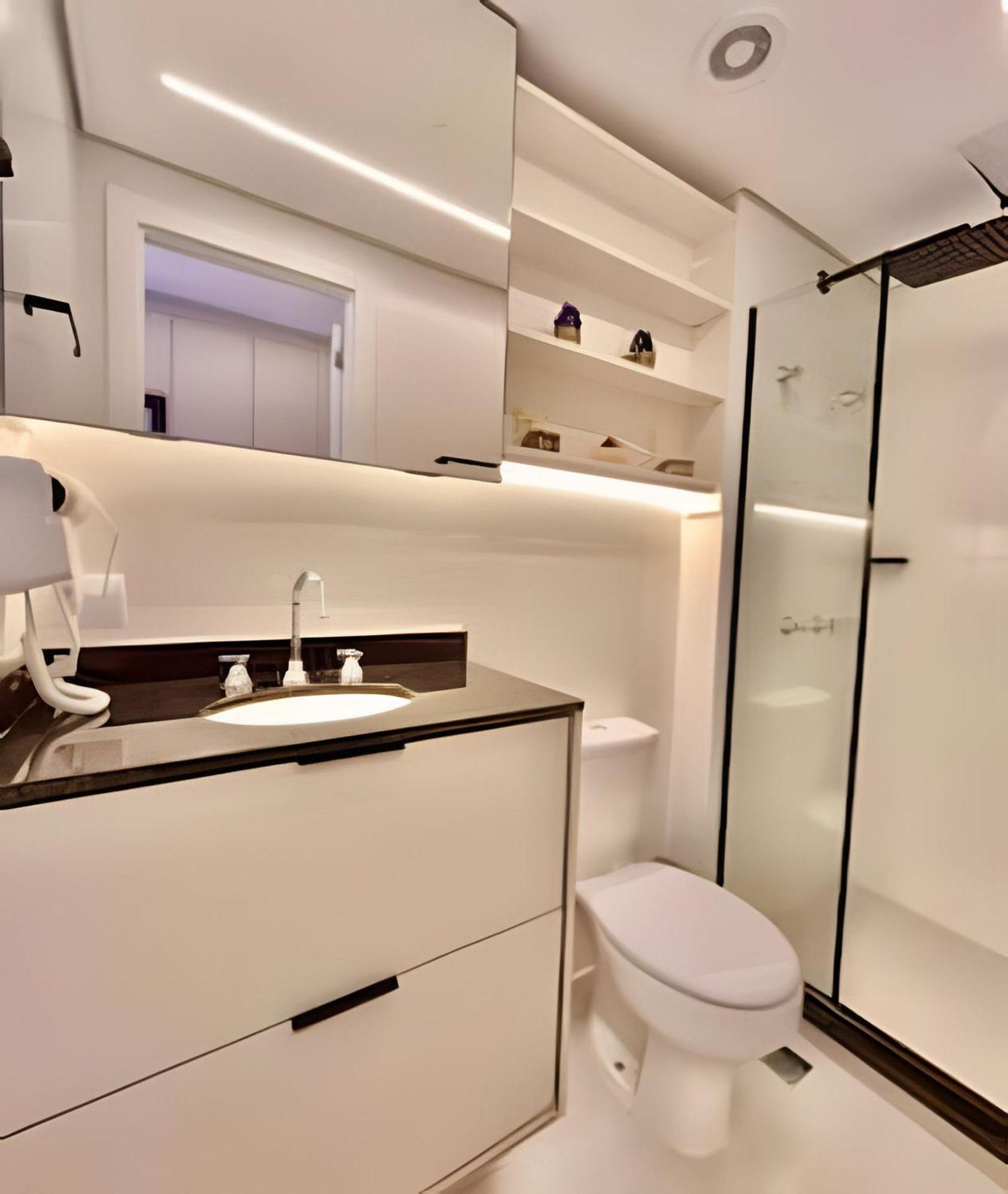 Apartamento Impecavel No Batel C/ar E Tv Smart Curitiba