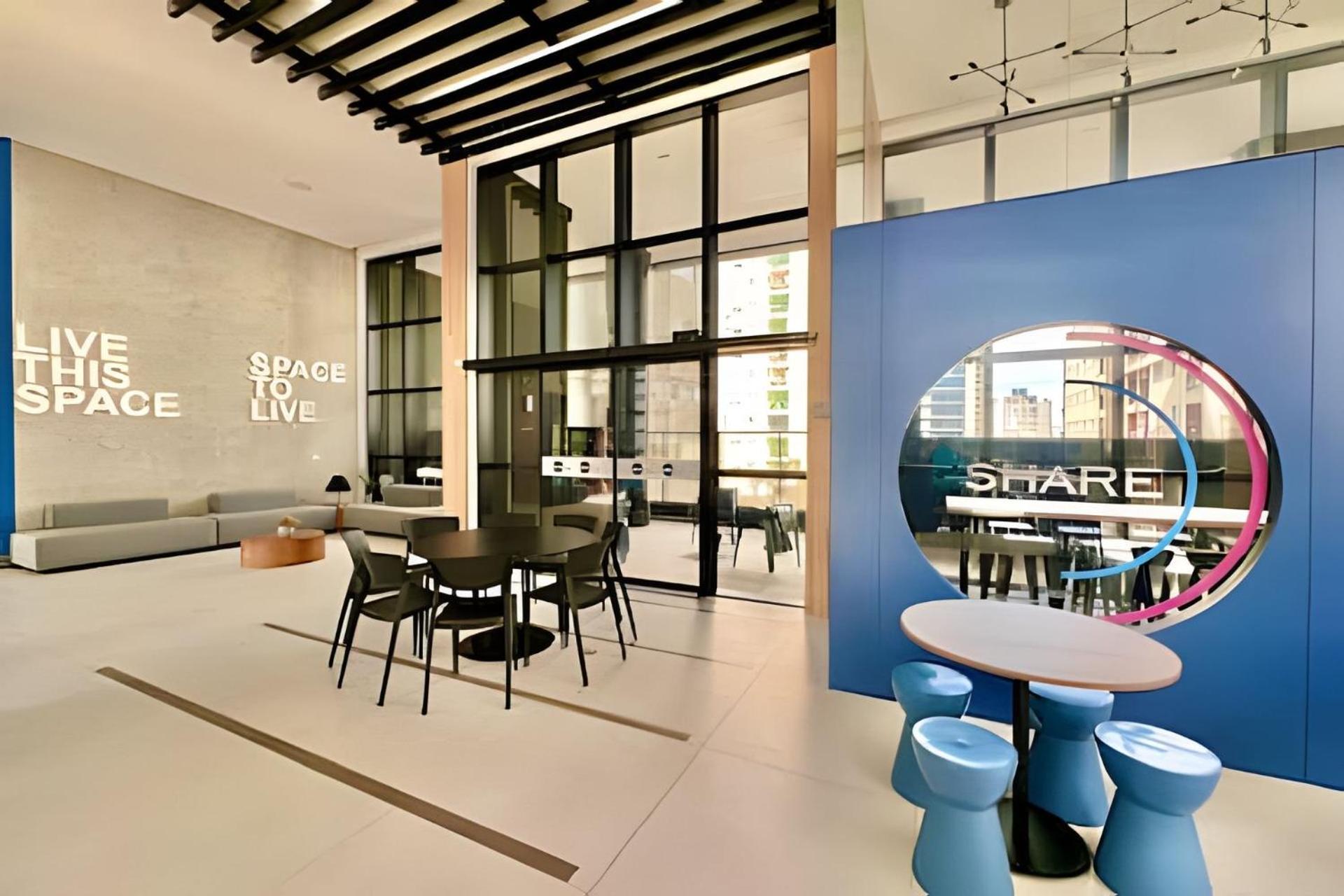 Apartamento Impecavel No Batel C/ar E Tv Smart *